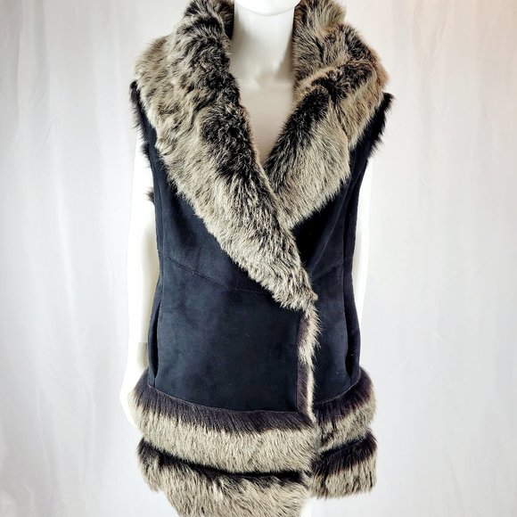 Donna Karan Reversible Lamb Vest - Picture 4 of 14